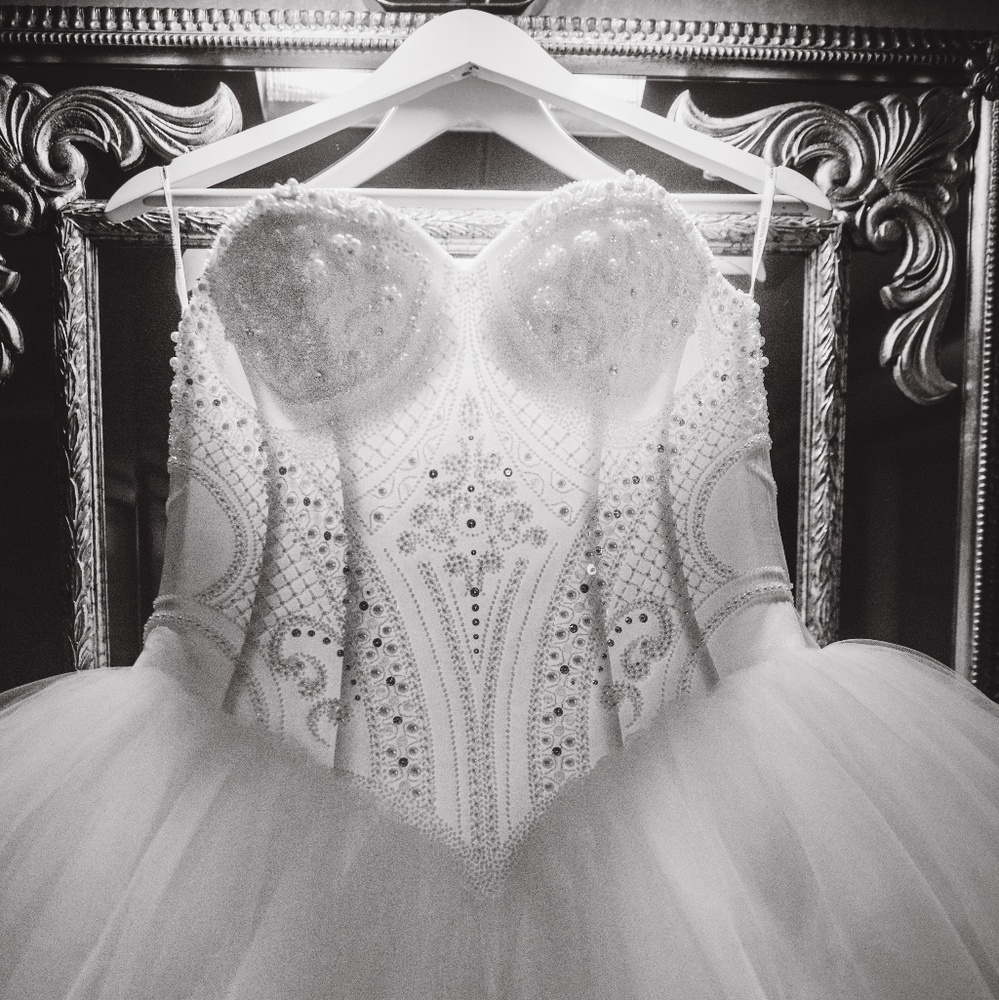 Beautiful sexy but classy ivory wedding dress
